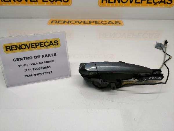 Puxador Exterior Frente Dto BMW 1 (E87) | 03 - 13 Imagem-1 Puxador Exterior Frente Dto BMW 1 (E87) | 03 - 13 Imagem-1