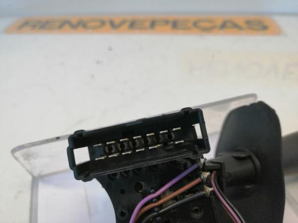 Comutador / Manete (Luzes/Piscas/Escovas/Fita) RENAULT CLIO II (BB_, CB_) | 98 - Imagem-3 Comutador / Manete (Luzes/Piscas/Escovas/Fita) RENAULT CLIO II (BB_, CB_) | 98 - Imagem-3