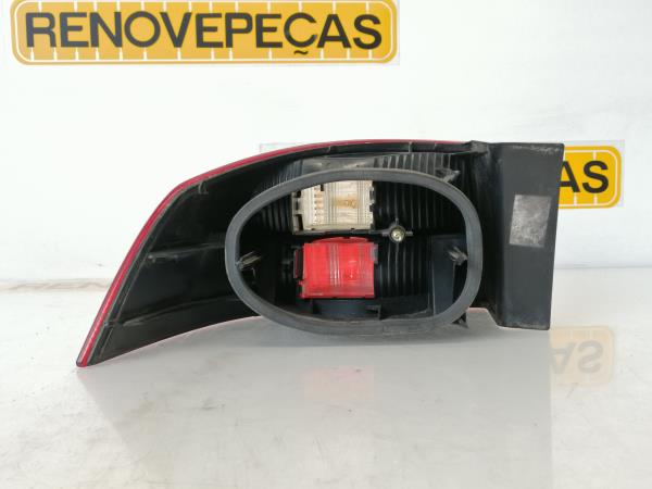 Farolim Dto RENAULT LAGUNA II (BG0/1_) | 01 - 07 Imagem-1 Farolim Dto RENAULT LAGUNA II (BG0/1_) | 01 - 07 Imagem-1