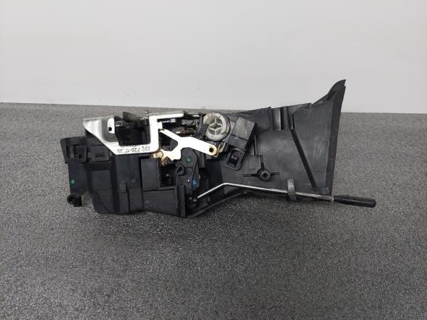 Fecho Porta Frente Esq MERCEDES-BENZ 200 - 300 D (124) | 85 - 93 Imagem-2 Fecho Porta Frente Esq MERCEDES-BENZ 200 - 300 D (124) | 85 - 93 Imagem-2