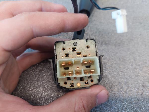 Comutador / Manete (Luzes/Piscas/Escovas/Fita) CHEVROLET MATIZ (M200, M250) | 05 - Imagem-3 Comutador / Manete (Luzes/Piscas/Escovas/Fita) CHEVROLET MATIZ (M200, M250) | 05 - Imagem-3
