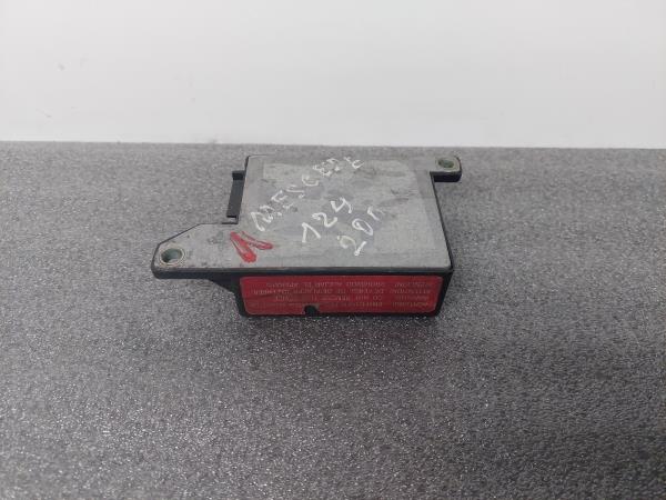 Sensor Impacto MERCEDES-BENZ 200 - 300 D (124) | 85 - 93 Imagem-1 Sensor Impacto MERCEDES-BENZ 200 - 300 D (124) | 85 - 93 Imagem-1