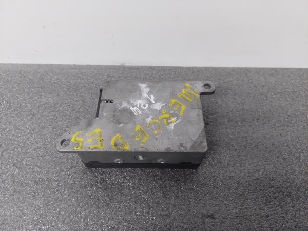 Sensor Impacto MERCEDES-BENZ 200 - 300 D (124) | 85 - 93 Imagem-1 Sensor Impacto MERCEDES-BENZ 200 - 300 D (124) | 85 - 93 Imagem-1