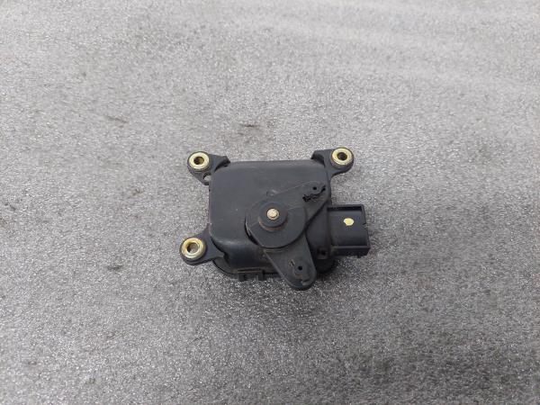 Motor Comportas Chaufagem AUDI A4 (8D2, B5) | 94 - 01 Imagem-1 Motor Comportas Chaufagem AUDI A4 (8D2, B5) | 94 - 01 Imagem-1