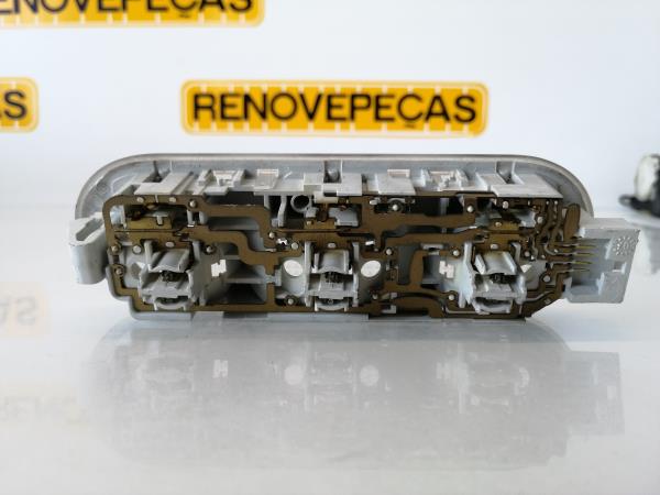 Plafonier RENAULT MEGANE II (BM0/1_, CM0/1_) | 01 - 12 Imagem-1 Plafonier RENAULT MEGANE II (BM0/1_, CM0/1_) | 01 - 12 Imagem-1