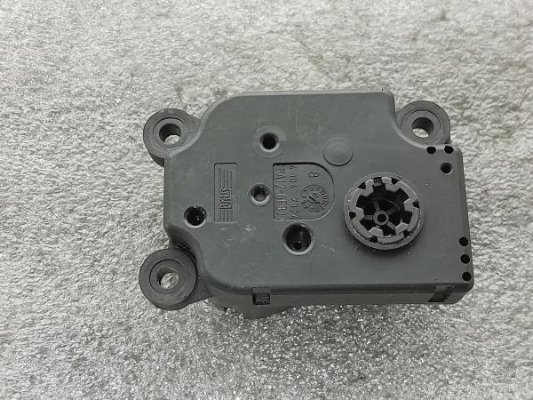 Motor Comportas Chaufagem ALFA ROMEO 147 (937_) | 00 - 10 Imagem-1 Motor Comportas Chaufagem ALFA ROMEO 147 (937_) | 00 - 10 Imagem-1