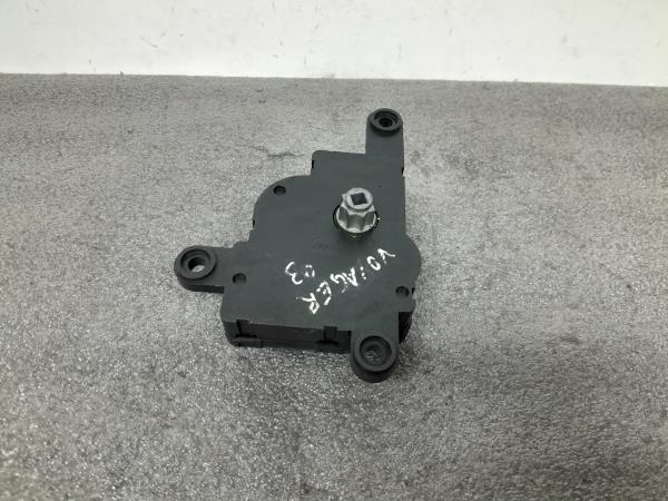 Motor Comportas Chaufagem CHRYSLER VOYAGER III (RG, RS) | 99 - 08 Imagem-1 Motor Comportas Chaufagem CHRYSLER VOYAGER III (RG, RS) | 99 - 08 Imagem-1