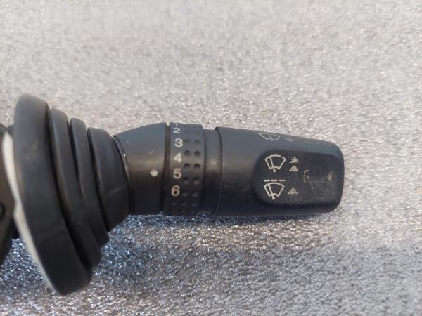 Comutador / Manete (Luzes/Piscas/Escovas/Fita) FORD MONDEO II (BAP) | 96 - 00 Imagem-1 Comutador / Manete (Luzes/Piscas/Escovas/Fita) FORD MONDEO II (BAP) | 96 - 00 Imagem-1
