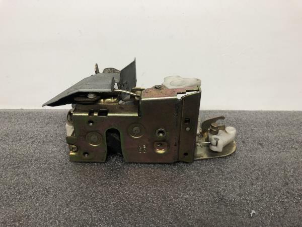 Fecho Porta Frente Dto FORD ESCORT VI (GAL, AAL, ABL) | 95 - 02 Imagem-1 Fecho Porta Frente Dto FORD ESCORT VI (GAL, AAL, ABL) | 95 - 02 Imagem-1