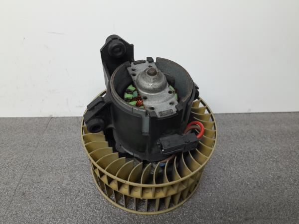 Motor Chaufagem MERCEDES-BENZ A-CLASS (W168) | 97 - 05 Imagem-1 Motor Chaufagem MERCEDES-BENZ A-CLASS (W168) | 97 - 05 Imagem-1