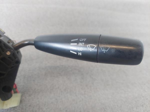 Comutador / Manete (Luzes/Piscas/Escovas/Fita) SUZUKI SWIFT II Hatchback (EA, MA) | 89 - 05 Imagem-1 Comutador / Manete (Luzes/Piscas/Escovas/Fita) SUZUKI SWIFT II Hatchback (EA, MA) | 89 - 05 Imagem-1