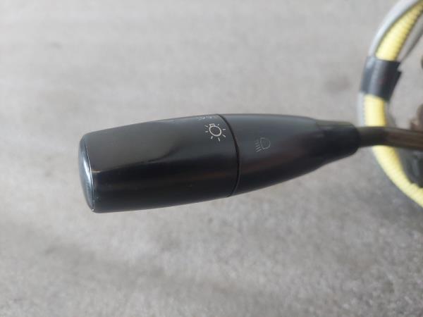 Comutador / Manete (Luzes/Piscas/Escovas/Fita) SUZUKI SWIFT II Hatchback (EA, MA) | 89 - 05 Imagem-2 Comutador / Manete (Luzes/Piscas/Escovas/Fita) SUZUKI SWIFT II Hatchback (EA, MA) | 89 - 05 Imagem-2