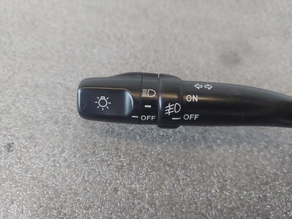 Comutador / Manete (Luzes/Piscas/Escovas/Fita) TOYOTA COROLLA (_E11_) | 95 - 02 Imagem-1 Comutador / Manete (Luzes/Piscas/Escovas/Fita) TOYOTA COROLLA (_E11_) | 95 - 02 Imagem-1