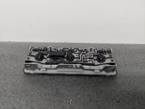 Plafonier BMW X5 (E53) | 00 - 06 Imagem-1 Plafonier BMW X5 (E53) | 00 - 06 Imagem-1