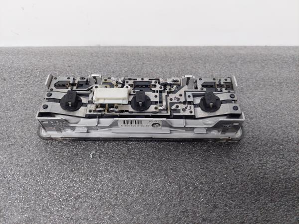 Plafonier BMW X5 (E53) | 00 - 06 Imagem-1 Plafonier BMW X5 (E53) | 00 - 06 Imagem-1