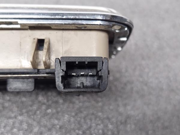 Plafonier ALFA ROMEO 166 (936_) | 98 - 07 Imagem-2 Plafonier ALFA ROMEO 166 (936_) | 98 - 07 Imagem-2