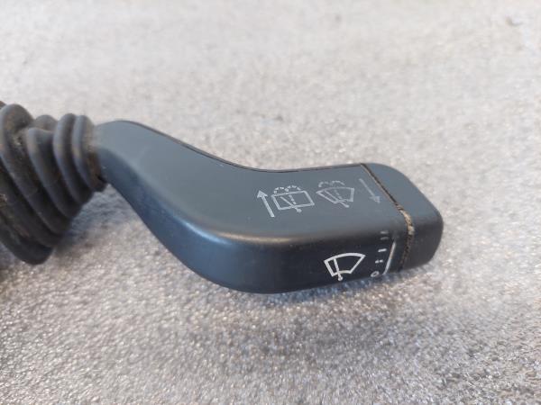Comutador / Manete (Luzes/Piscas/Escovas/Fita) OPEL CORSA C (X01) | 00 - 09 Imagem-1 Comutador / Manete (Luzes/Piscas/Escovas/Fita) OPEL CORSA C (X01) | 00 - 09 Imagem-1