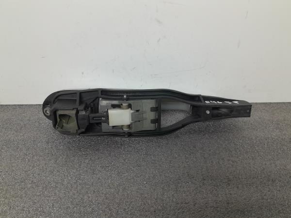 Puxador Exterior Frente Dto BMW 3 (E46) | 97 - 05 Imagem-2 Puxador Exterior Frente Dto BMW 3 (E46) | 97 - 05 Imagem-2