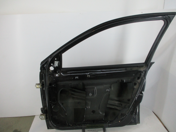Porta Frente Dto RENAULT MEGANE II Grandtour (KM0/1_) | 03 - 12 Imagem-3 Porta Frente Dto RENAULT MEGANE II Grandtour (KM0/1_) | 03 - 12 Imagem-3