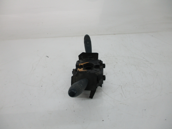 Comutador / Manete (Luzes/Piscas/Escovas/Fita) FIAT DOBLO Veículo multiuso (119_, 223_) | 01 - Imagem-2 Comutador / Manete (Luzes/Piscas/Escovas/Fita) FIAT DOBLO Veículo multiuso (119_, 223_) | 01 - Imagem-2