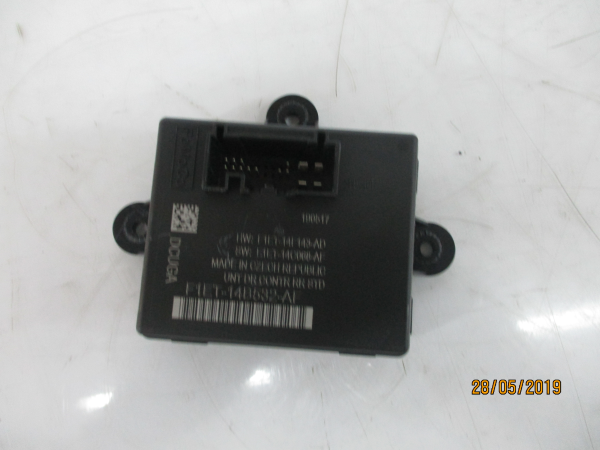 Centralina / Modulo Confort FORD KUGA II (DM2) | 12 - Imagem-1 Centralina / Modulo Confort FORD KUGA II (DM2) | 12 - Imagem-1
