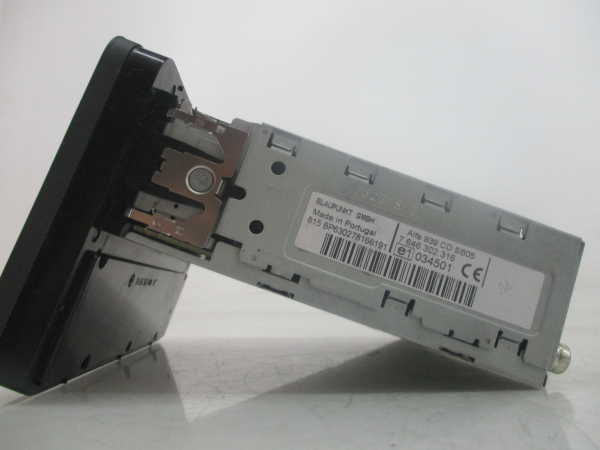 Auto Radio ALFA ROMEO 159 Sportwagon (939_) | 05 - 12 Imagem-2 Auto Radio ALFA ROMEO 159 Sportwagon (939_) | 05 - 12 Imagem-2