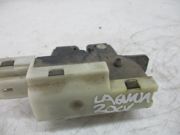 Fecho Tampa Mala RENAULT LAGUNA II (BG0/1_) | 01 - 07 Imagem-3 Fecho Tampa Mala RENAULT LAGUNA II (BG0/1_) | 01 - 07 Imagem-3