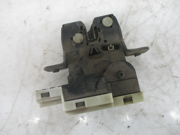 Fecho Tampa Mala RENAULT LAGUNA II (BG0/1_) | 01 - 07 Imagem-4 Fecho Tampa Mala RENAULT LAGUNA II (BG0/1_) | 01 - 07 Imagem-4