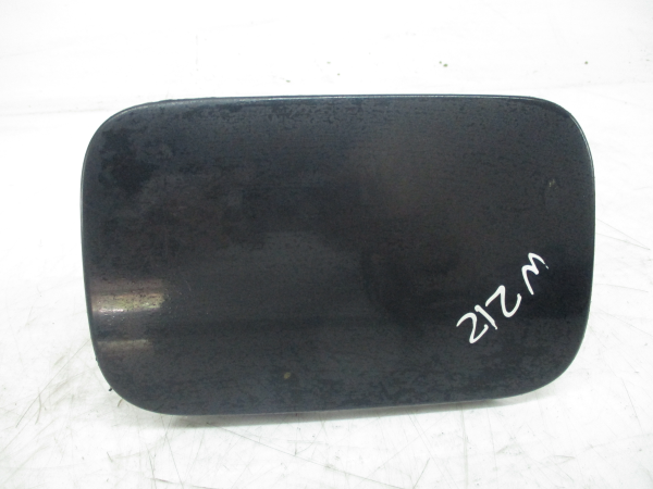 Tampa / Tampao Combustivel MERCEDES-BENZ E-CLASS (W210) | 95 - 03 Imagem-1 Tampa / Tampao Combustivel MERCEDES-BENZ E-CLASS (W210) | 95 - 03 Imagem-1