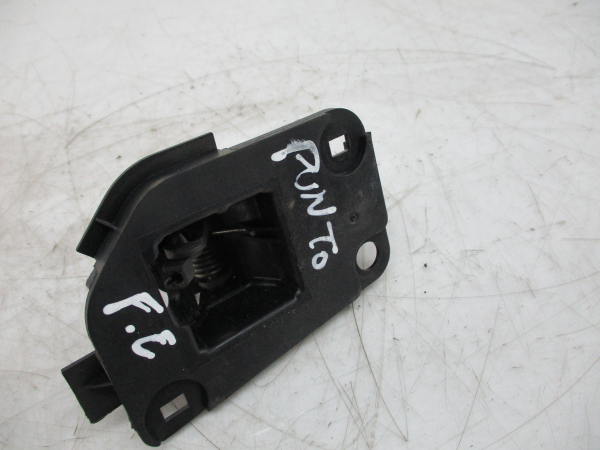Puxador Interior Frente Esq FIAT PUNTO (188_) | 99 - 12 Imagem-2 Puxador Interior Frente Esq FIAT PUNTO (188_) | 99 - 12 Imagem-2