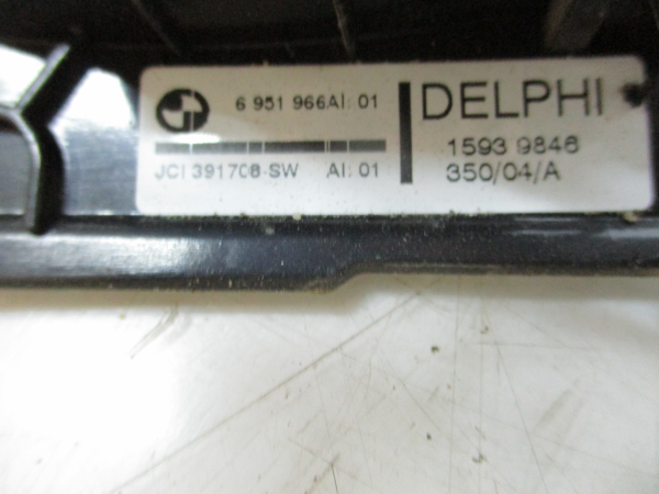 Comando/Interrutor/Botao Vidro Tras Esq BMW 5 (E60) | 01 - 10 Imagem-2 Comando/Interrutor/Botao Vidro Tras Esq BMW 5 (E60) | 01 - 10 Imagem-2