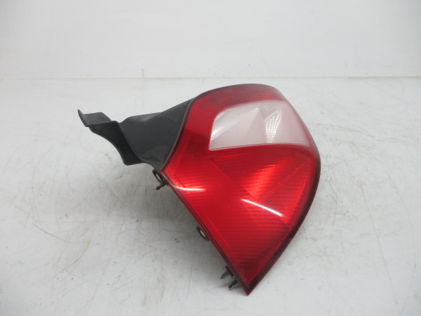 Farolim Esq RENAULT MEGANE II (BM0/1_, CM0/1_) | 01 - 12 Imagem-4 Farolim Esq RENAULT MEGANE II (BM0/1_, CM0/1_) | 01 - 12 Imagem-4