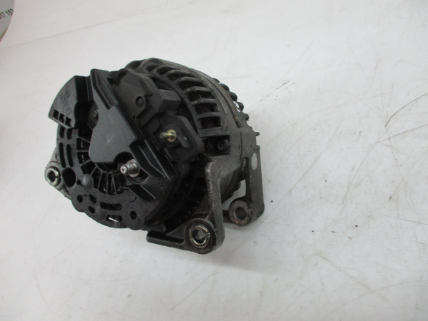 Alternador OPEL VECTRA C (Z02) | 02 - 09 Imagem-1 Alternador OPEL VECTRA C (Z02) | 02 - 09 Imagem-1