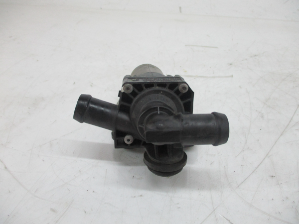 Bomba Agua Adicional BMW 1 (E87) | 03 - 13 Imagem-2 Bomba Agua Adicional BMW 1 (E87) | 03 - 13 Imagem-2