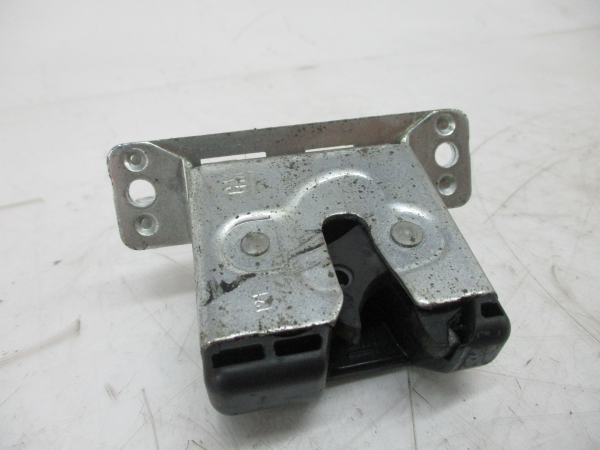 Fecho Tampa Mala OPEL CORSA C (X01) | 00 - 09 Imagem-1 Fecho Tampa Mala OPEL CORSA C (X01) | 00 - 09 Imagem-1