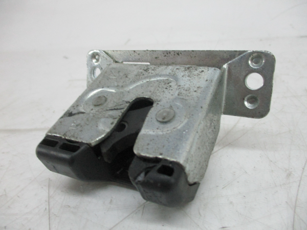 Fecho Tampa Mala OPEL CORSA C (X01) | 00 - 09 Imagem-2 Fecho Tampa Mala OPEL CORSA C (X01) | 00 - 09 Imagem-2