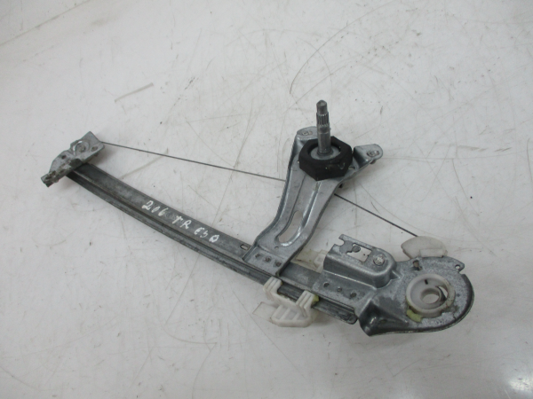 Elevador Tras Esq PEUGEOT 206 Hatchback (2A/C) | 98 - 12 Imagem-2 Elevador Tras Esq PEUGEOT 206 Hatchback (2A/C) | 98 - 12 Imagem-2