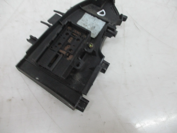 Comando/Interrutor/Botao Vidro Frente Dto HONDA CIVIC VII Coupé (EM2) | 01 - 05 Imagem-3 Comando/Interrutor/Botao Vidro Frente Dto HONDA CIVIC VII Coupé (EM2) | 01 - 05 Imagem-3