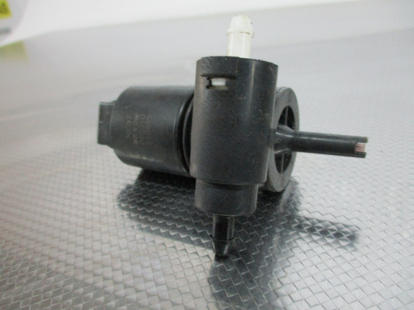 Motor Esguicho / Limpa Vidros NISSAN NOTE (E11, NE11) | 05 - 13 Imagem-2 Motor Esguicho / Limpa Vidros NISSAN NOTE (E11, NE11) | 05 - 13 Imagem-2