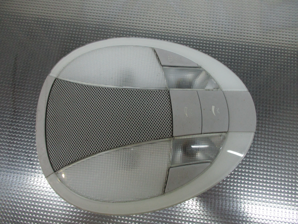 Plafonier MERCEDES-BENZ E-CLASS (W211) | 02 - 09 Imagem-3 Plafonier MERCEDES-BENZ E-CLASS (W211) | 02 - 09 Imagem-3