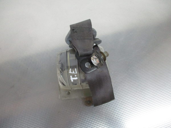 Cinto Tras Esq SUZUKI VITARA (ET, TA, TD) | 88 - 02 Imagem-2 Cinto Tras Esq SUZUKI VITARA (ET, TA, TD) | 88 - 02 Imagem-2
