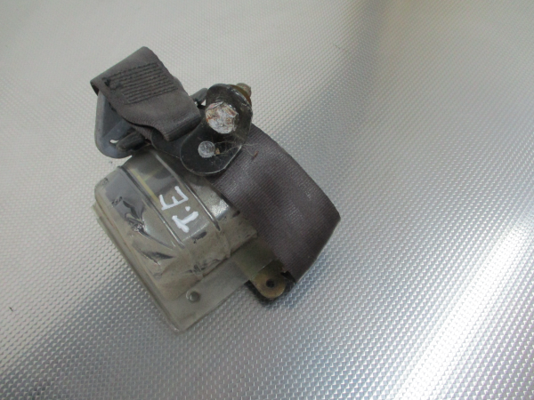 Cinto Tras Esq SUZUKI VITARA (ET, TA, TD) | 88 - 02 Imagem-4 Cinto Tras Esq SUZUKI VITARA (ET, TA, TD) | 88 - 02 Imagem-4