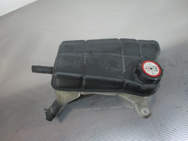Vaso Expansao / Radiador FORD MONDEO III Turnier (BWY) | 00 - 07 Imagem-3 Vaso Expansao / Radiador FORD MONDEO III Turnier (BWY) | 00 - 07 Imagem-3