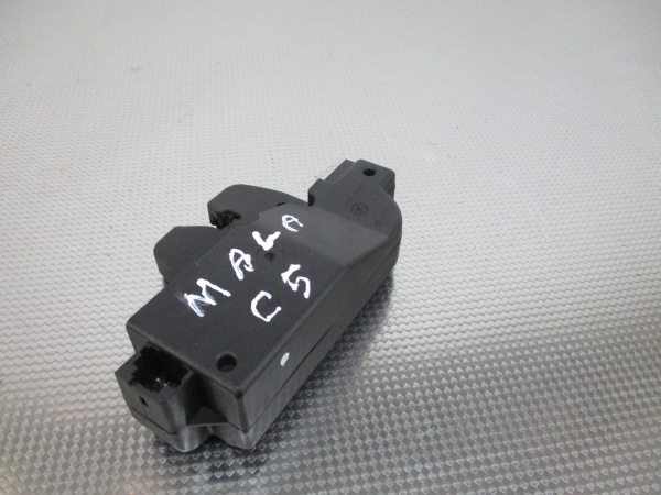 Fecho Tampa Mala CITROEN C5 II (RC_) | 04 - Imagem-1 Fecho Tampa Mala CITROEN C5 II (RC_) | 04 - Imagem-1