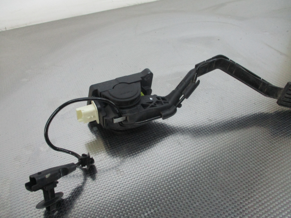 Pedal Acelerador Eletrico CITROEN C5 II (RC_) | 04 - Imagem-1 Pedal Acelerador Eletrico CITROEN C5 II (RC_) | 04 - Imagem-1