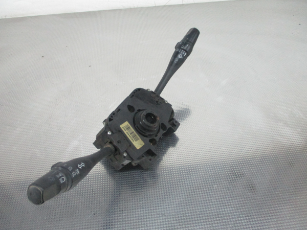 Comutador / Manete (Luzes/Piscas/Escovas/Fita) NISSAN TERRANO II (R20) | 92 - 07 Imagem-1 Comutador / Manete (Luzes/Piscas/Escovas/Fita) NISSAN TERRANO II (R20) | 92 - 07 Imagem-1