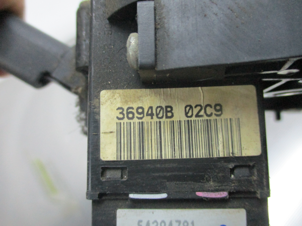 Comutador / Manete (Luzes/Piscas/Escovas/Fita) NISSAN TERRANO II (R20) | 92 - 07 Imagem-5 Comutador / Manete (Luzes/Piscas/Escovas/Fita) NISSAN TERRANO II (R20) | 92 - 07 Imagem-5