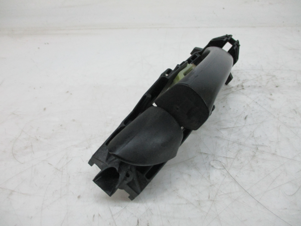Puxador Exterior Tras Dto MERCEDES-BENZ C-CLASS (W203) | 00 - 07 Imagem-2 Puxador Exterior Tras Dto MERCEDES-BENZ C-CLASS (W203) | 00 - 07 Imagem-2