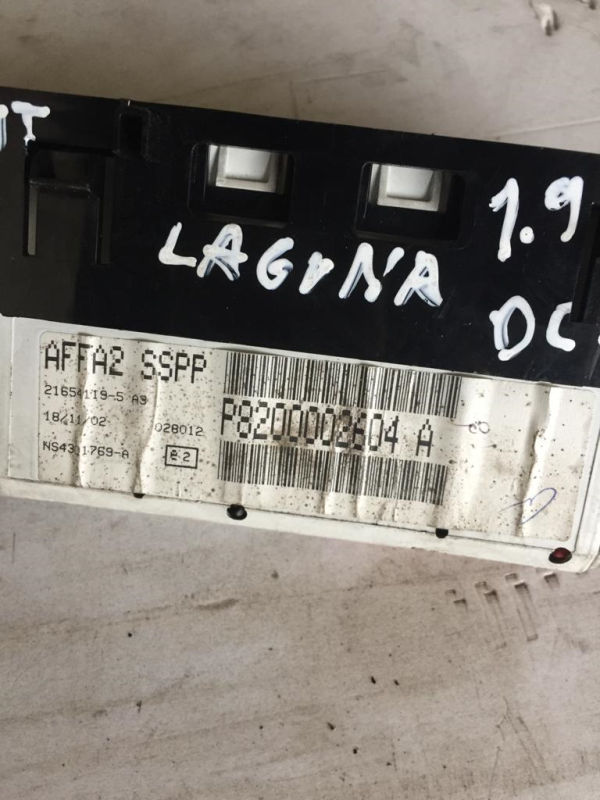 Display RENAULT LAGUNA II (BG0/1_) | 01 - 07 Imagem-4 Display RENAULT LAGUNA II (BG0/1_) | 01 - 07 Imagem-4