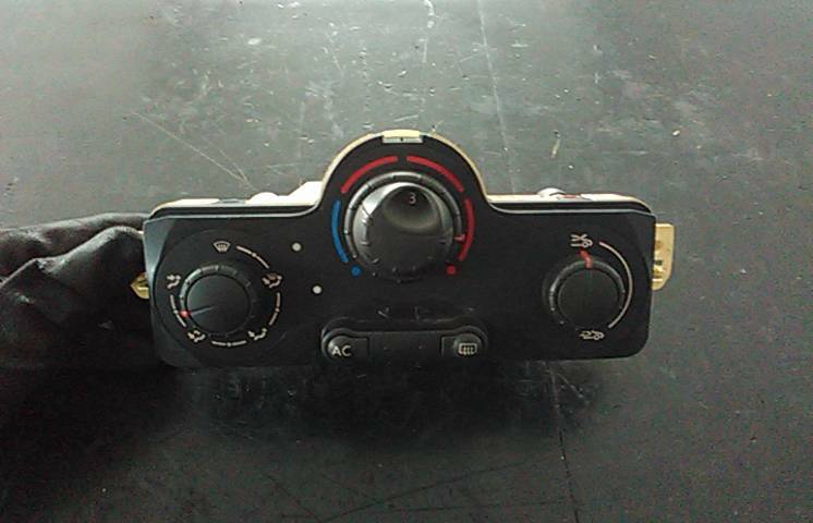 Comando Chaufagem RENAULT MODUS / GRAND MODUS (F/JP0_) | 04 - 